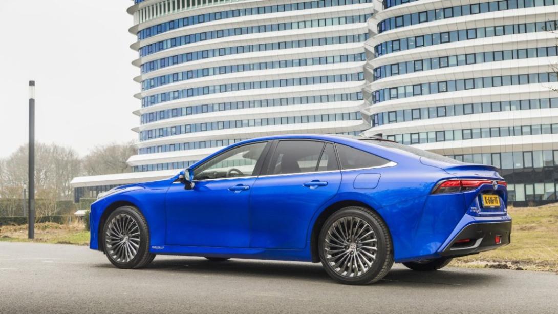 Toyota Mirai II