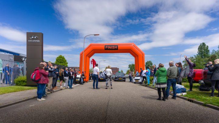 Bomen planten bij de Waterstof Challenge