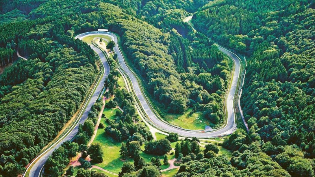 In 8:20 over de Nordschleife met Porsche op waterstof