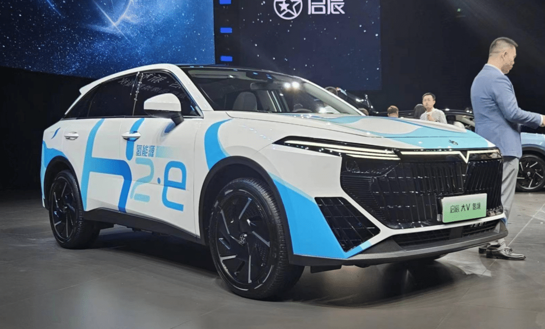 Nissan Venucia SUV